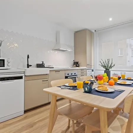 Daire Gogh, Confort Y Diseno En El Centro De Gijón